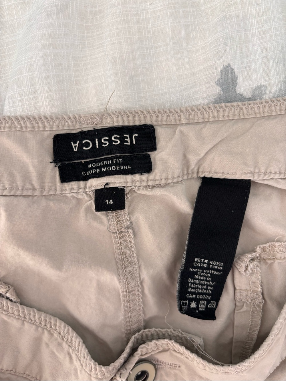 Jessica Cargo Capris 🤍 - Picture 8 of 8